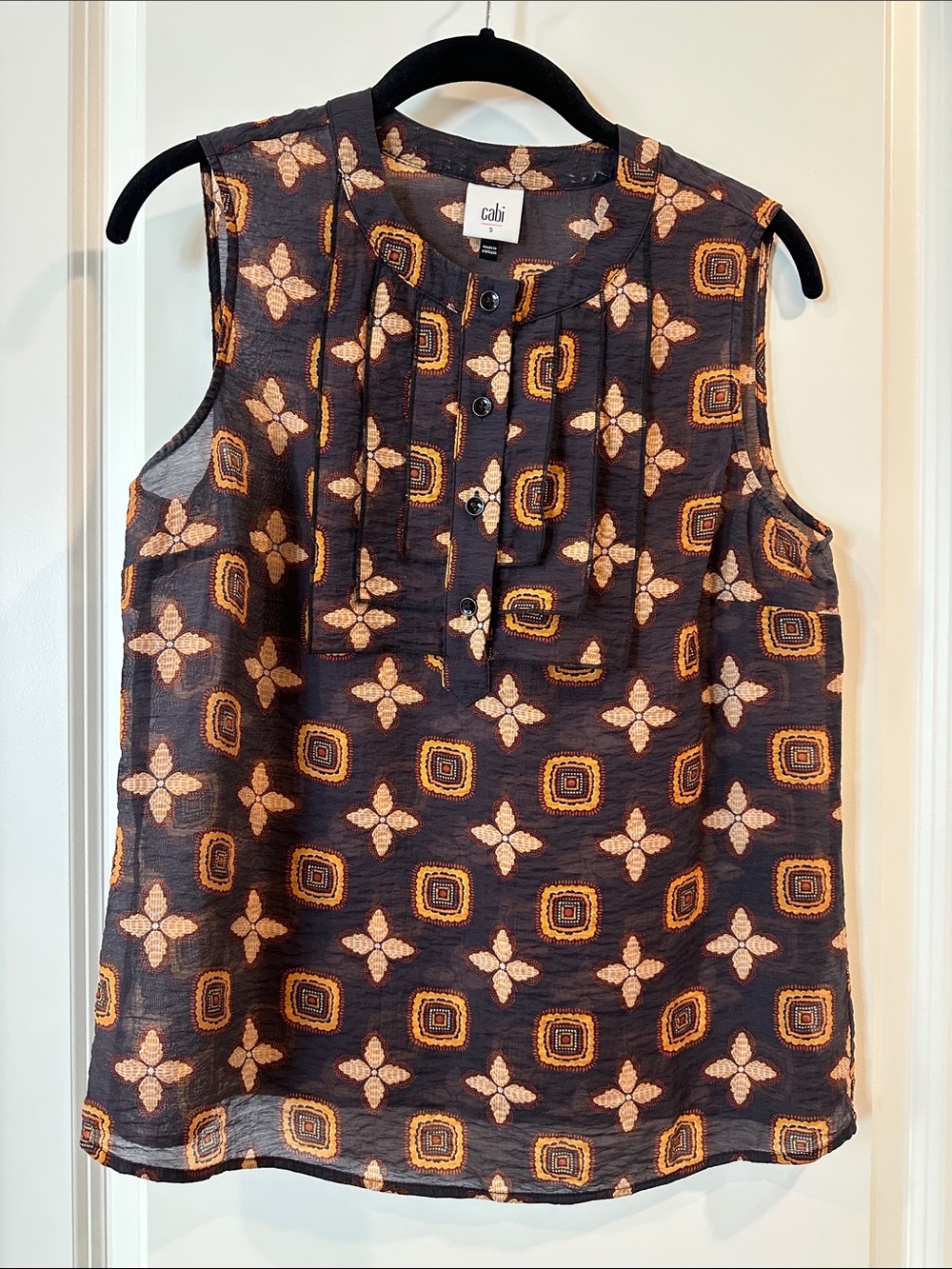 CAbi Louis Top: Sleeveless Printed Shell - Brown, Orange, Cream